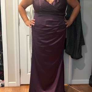 New bridesmaids dress. Bride didn’t get married original dress, no alterations.